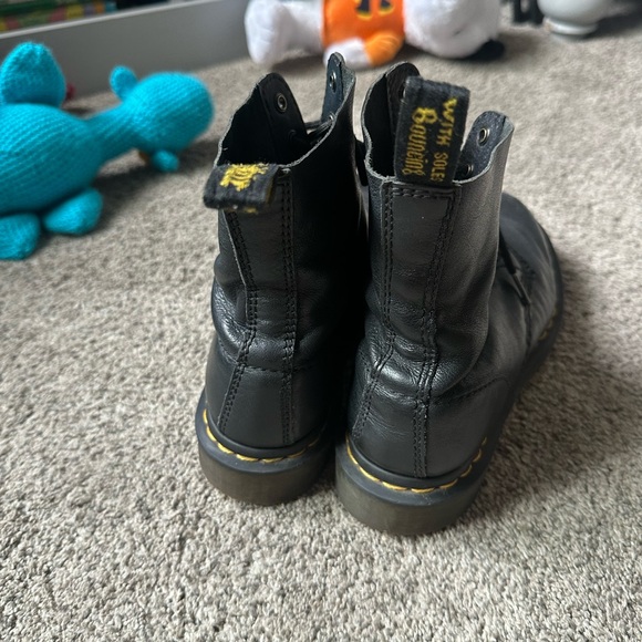 Doc Marten’s 6” Black Leather Lace-Up Boots - Picture 6 of 10